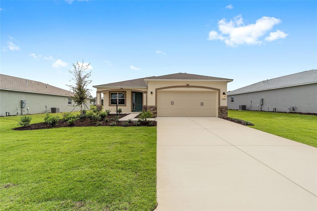 Photo of 10425 SW 106th Court, Ocala, FL 34481 (MLS # OM711467)