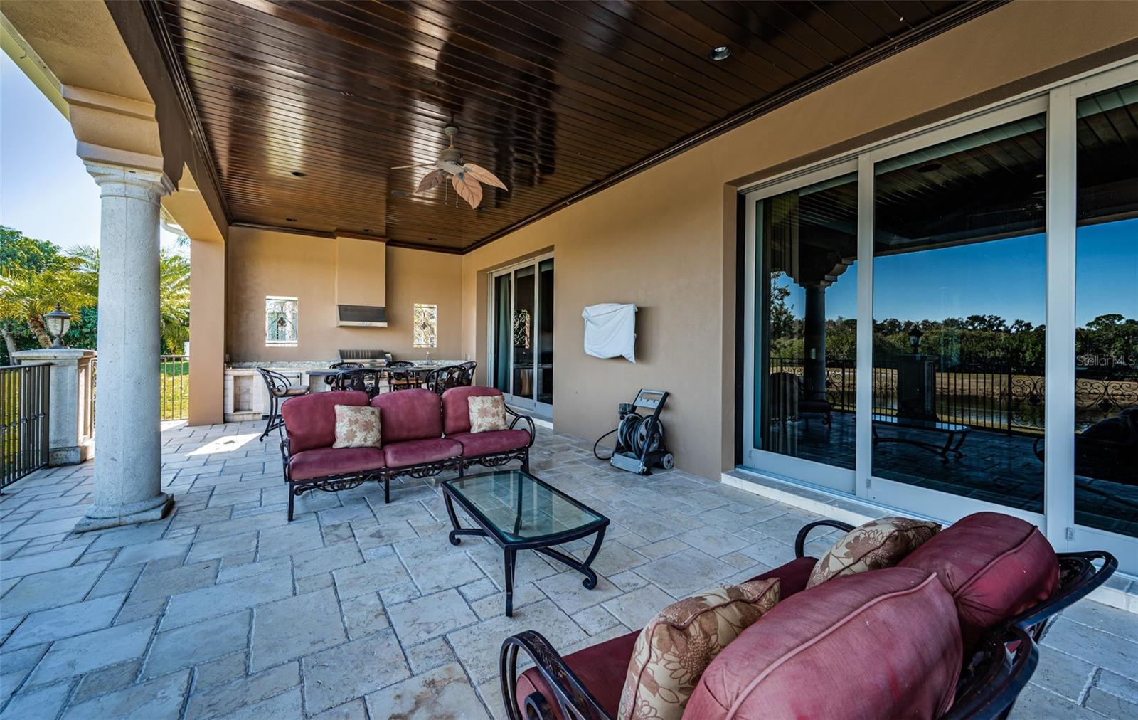 BAYOU CLUB ESTATES TR 2 PH 2 - Residential