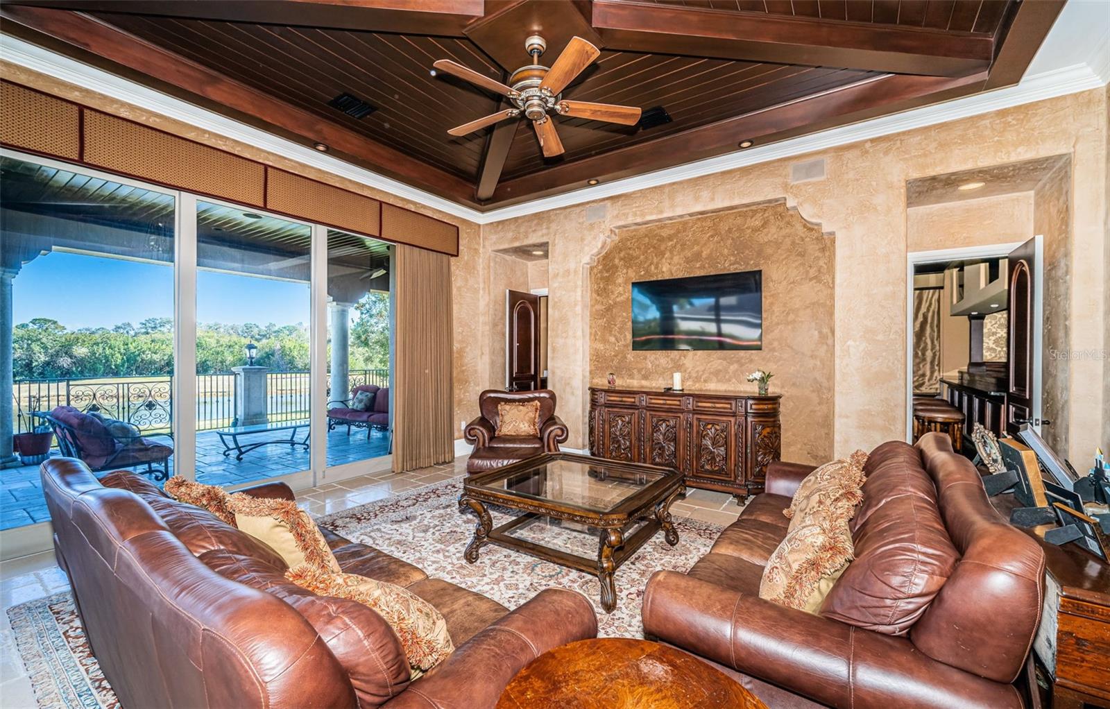 BAYOU CLUB ESTATES TR 2 PH 2 - Residential