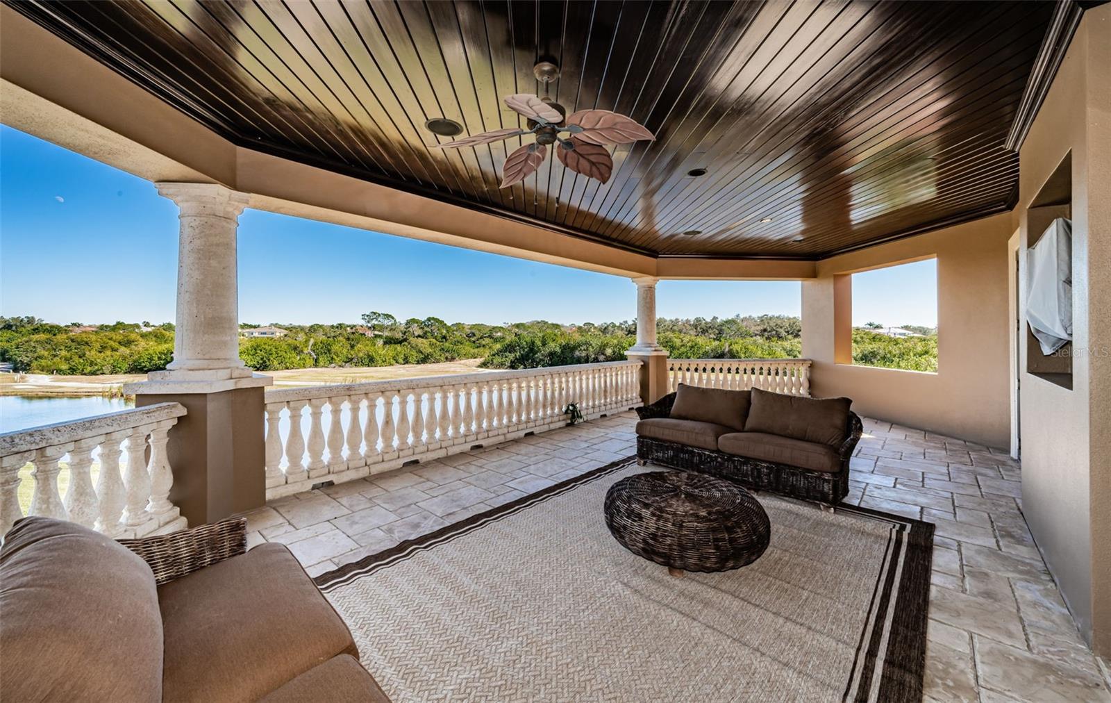 BAYOU CLUB ESTATES TR 2 PH 2 - Residential