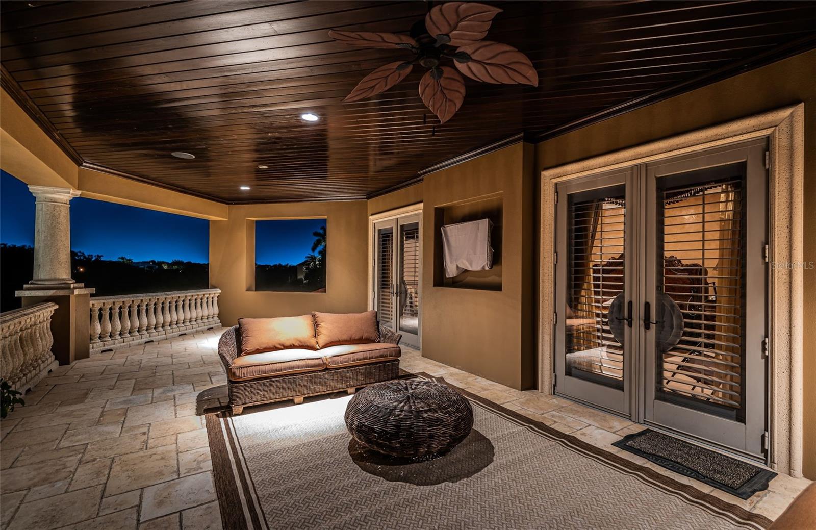 BAYOU CLUB ESTATES TR 2 PH 2 - Residential