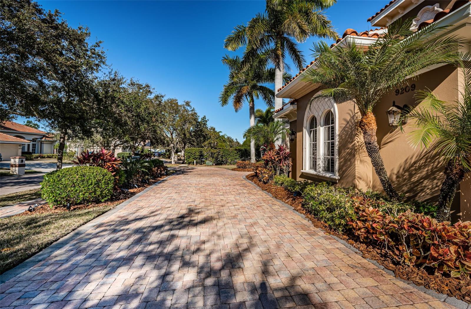 BAYOU CLUB ESTATES TR 2 PH 2 - Residential