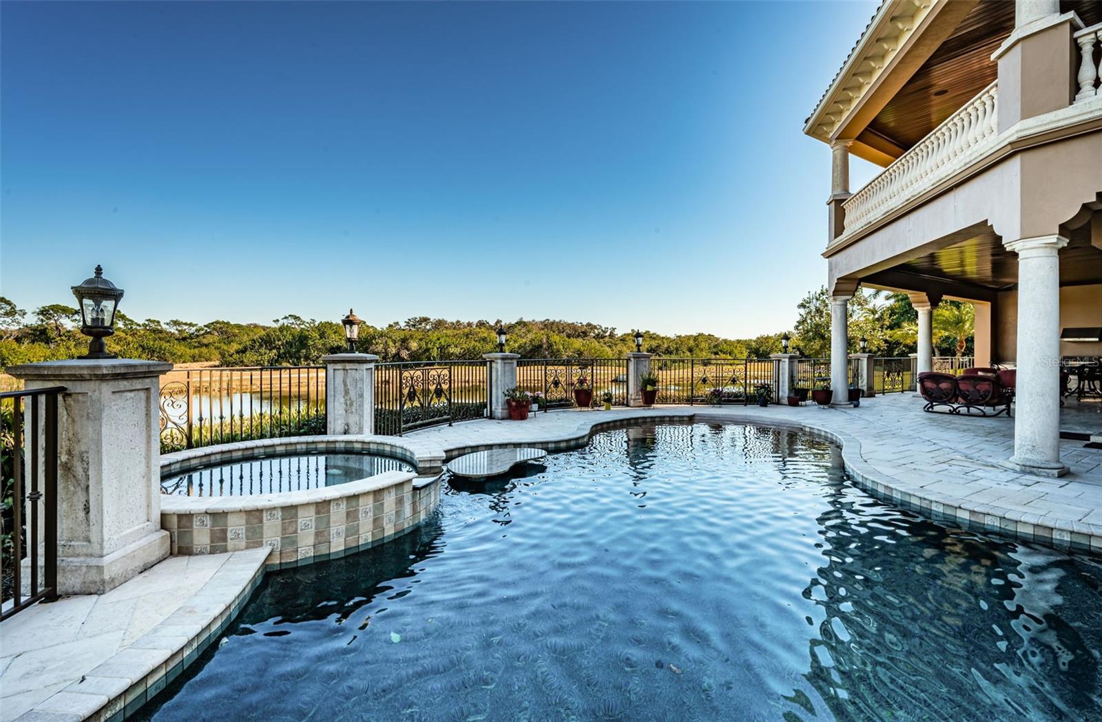 BAYOU CLUB ESTATES TR 2 PH 2 - Residential