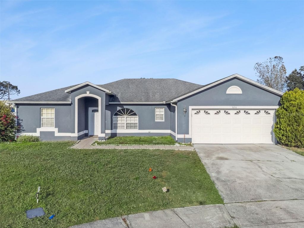 Photo of 5216 Heatherstone Court, Kissimmee, FL 34758 (MLS # G5105736)