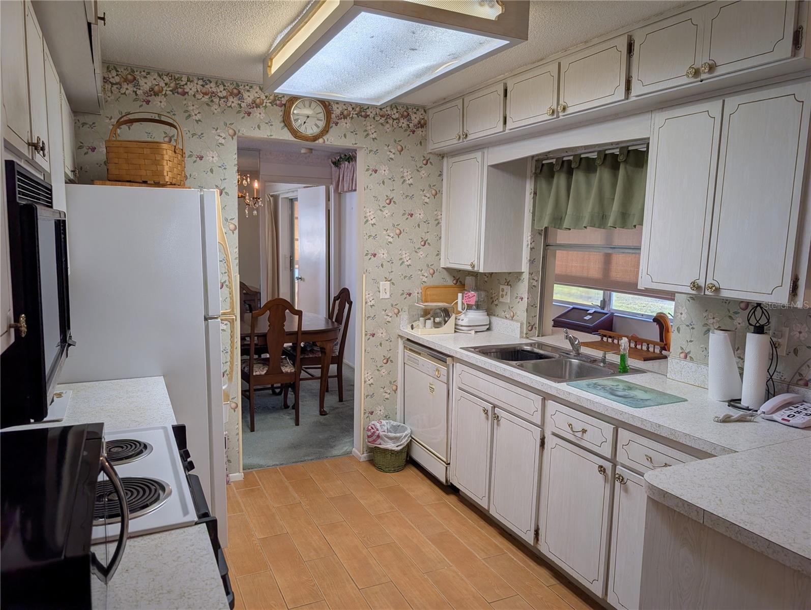 MAINLANDS OF TAMARAC BY THE GULF UNIT 3 CONDO - Residential