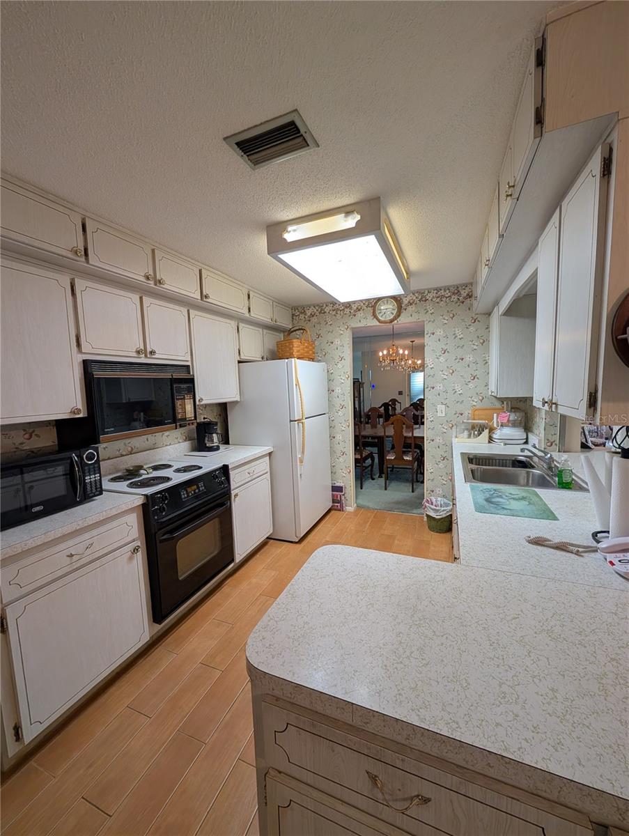 MAINLANDS OF TAMARAC BY THE GULF UNIT 3 CONDO - Residential