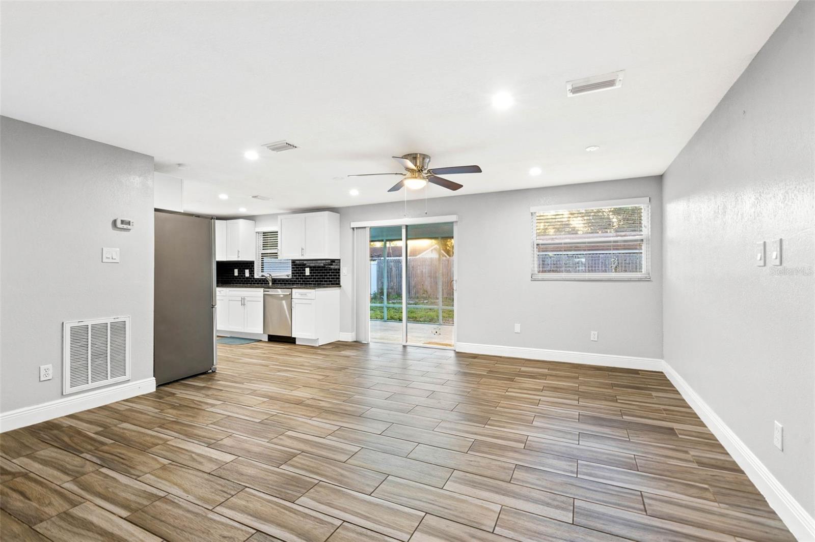 HIGHPOINT ESTATES - Residential Lease