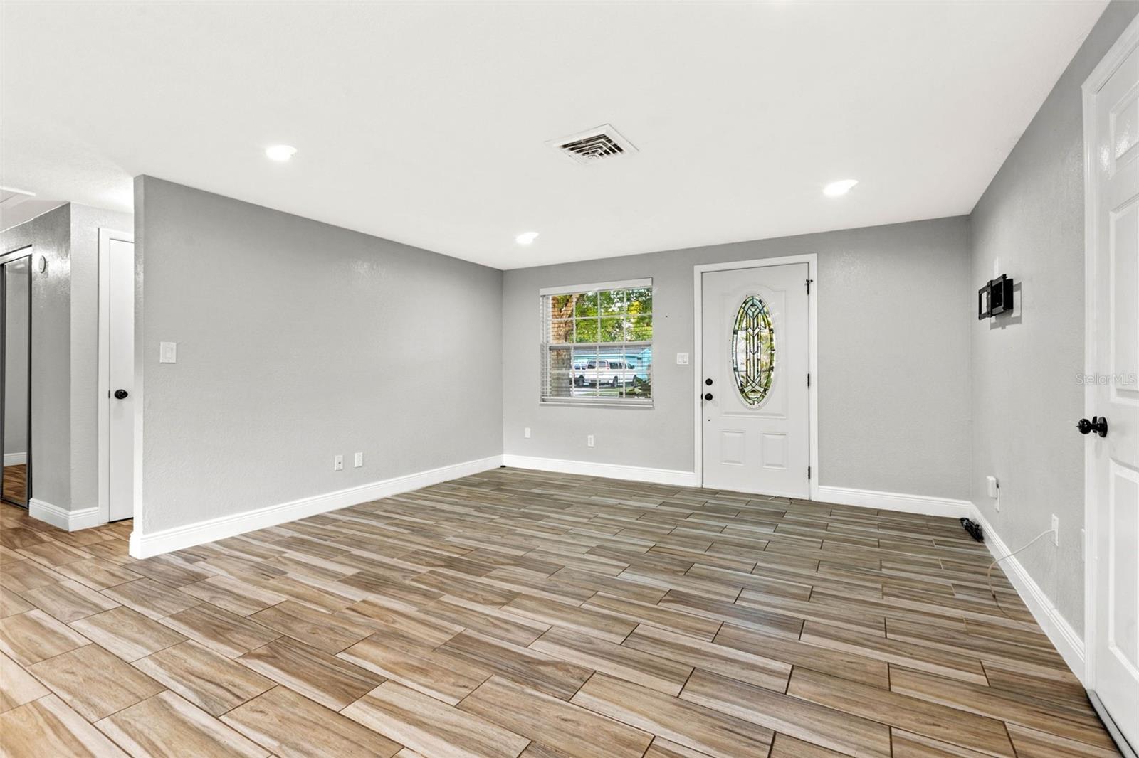 HIGHPOINT ESTATES - Residential Lease