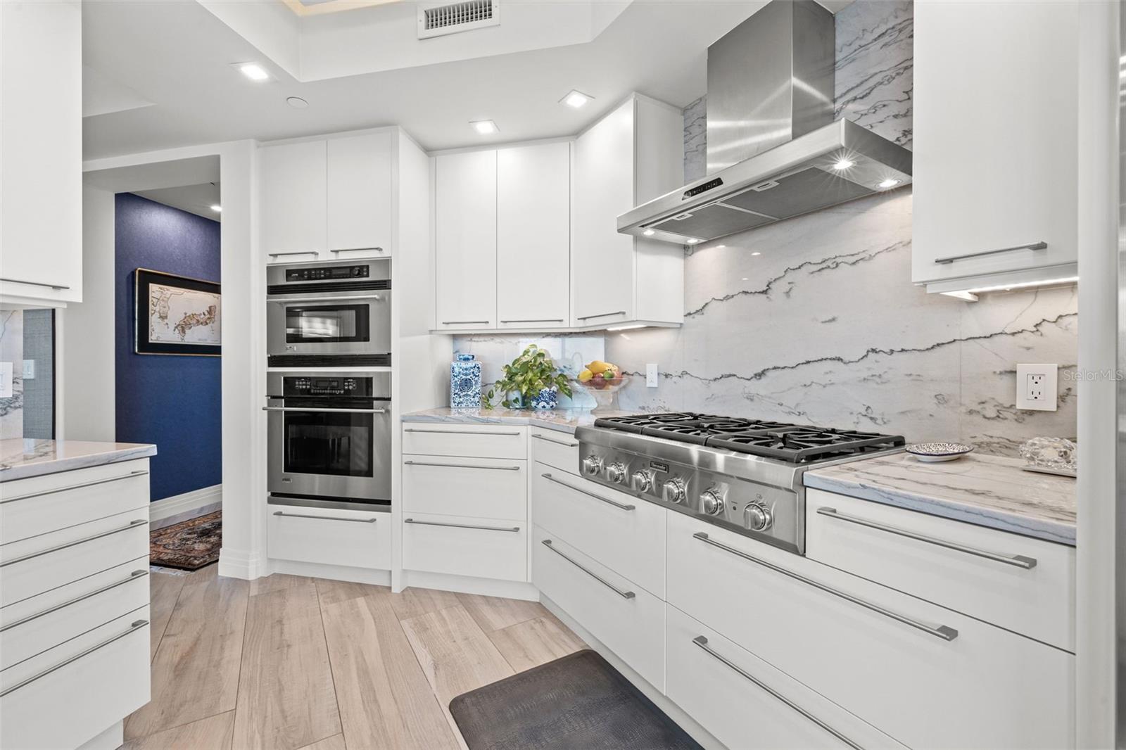 400 BEACH DRIVE CONDO - Residential