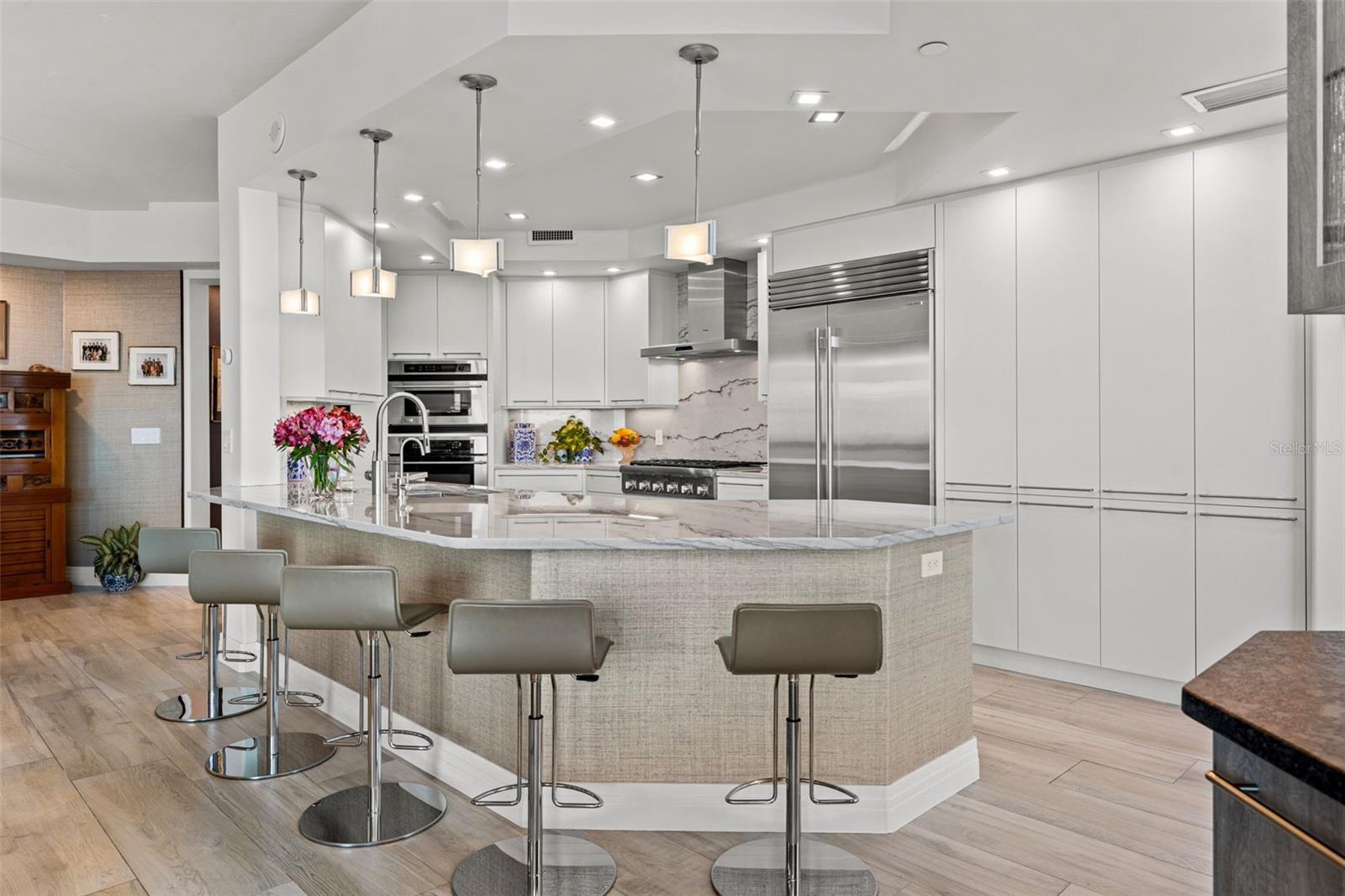 400 BEACH DRIVE CONDO - Residential