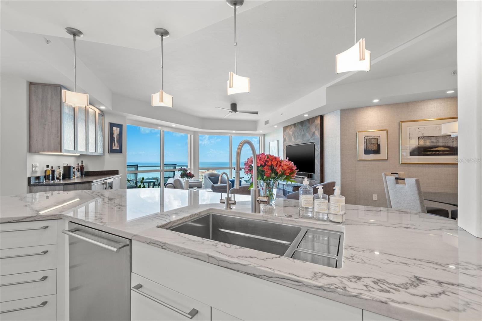 400 BEACH DRIVE CONDO - Residential