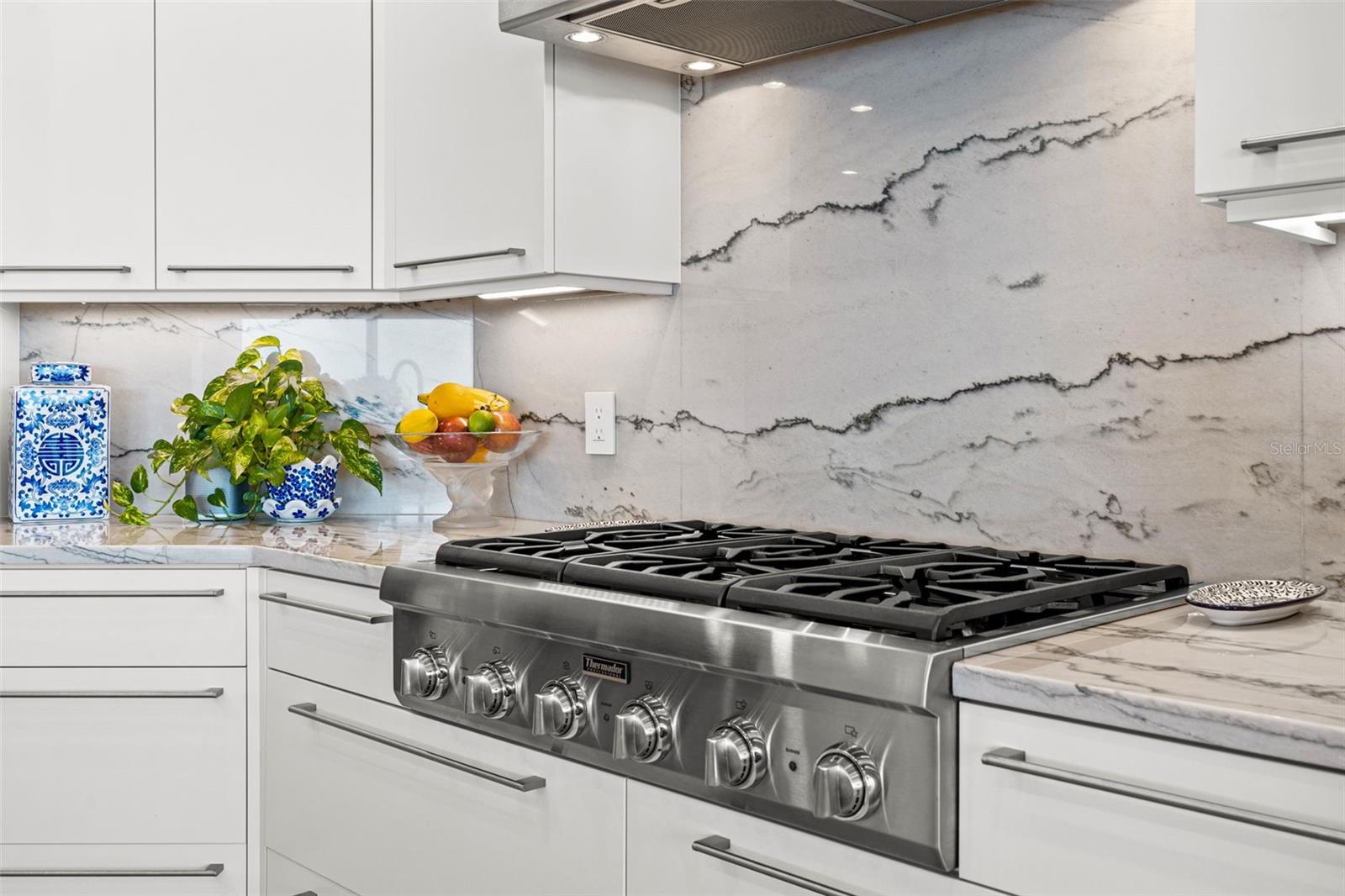 400 BEACH DRIVE CONDO - Residential