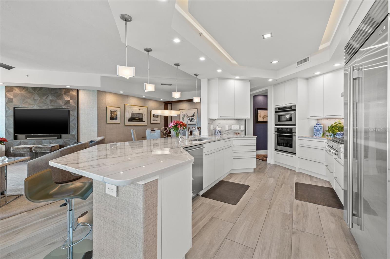 400 BEACH DRIVE CONDO - Residential