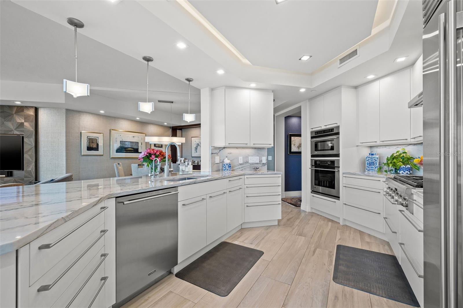 400 BEACH DRIVE CONDO - Residential