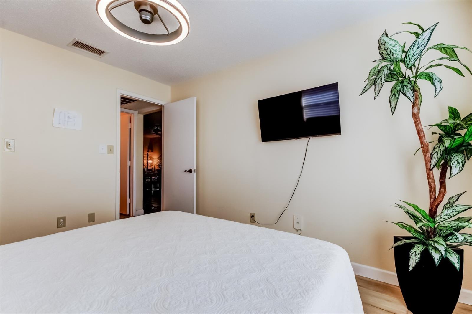 PINEWOOD VILLAGE CONDO - Residential