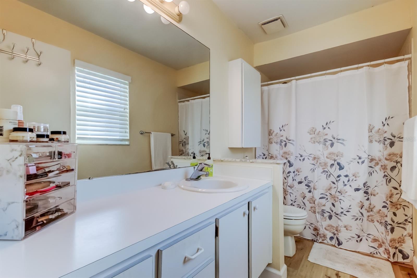 PINEWOOD VILLAGE CONDO - Residential