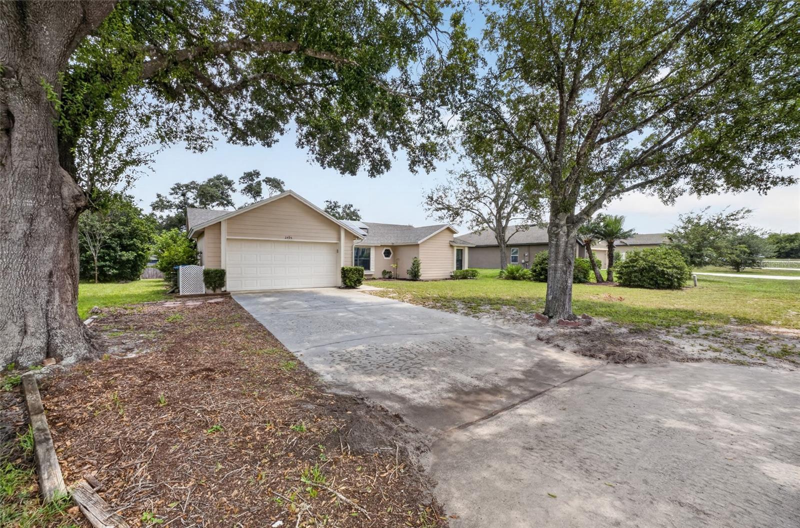 2495 E TIPTON DRIVE