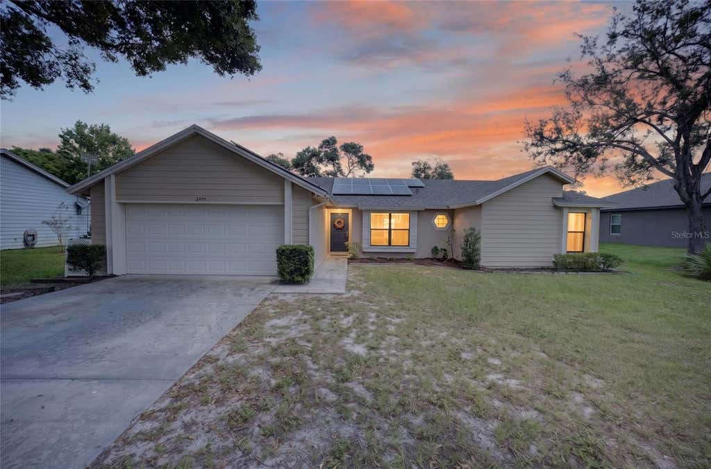 Photo of 2495 E Tipton Drive, Deltona, FL 32738 (MLS # G5116543)