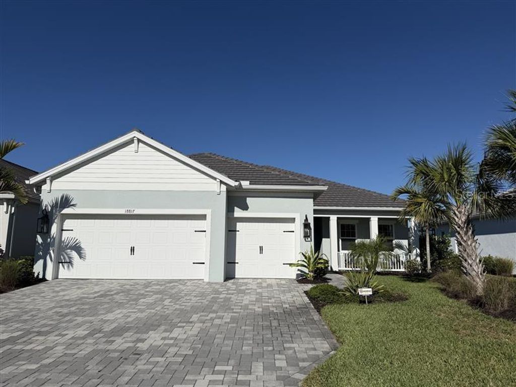 Photo of 18817 Valleta Avenue, Venice, FL 34293 (MLS # N6143640)