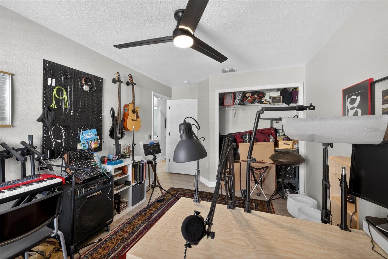 TAMPA PALMS AREA 4 PRCL 11 U - Residential