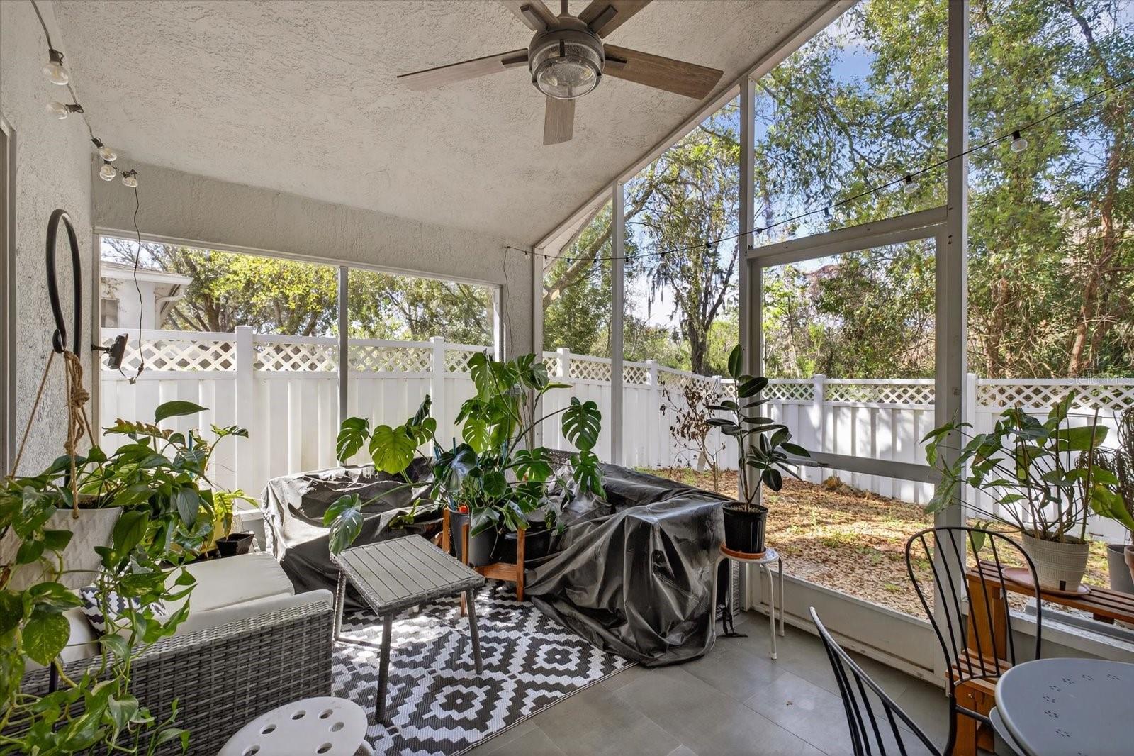 TAMPA PALMS AREA 4 PRCL 11 U - Residential