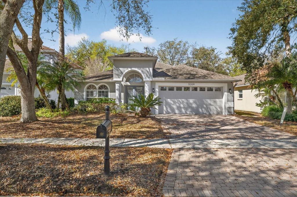 Photo of 5209 Abbey Park Avenue, Tampa, FL 33647 (MLS # W7883567)