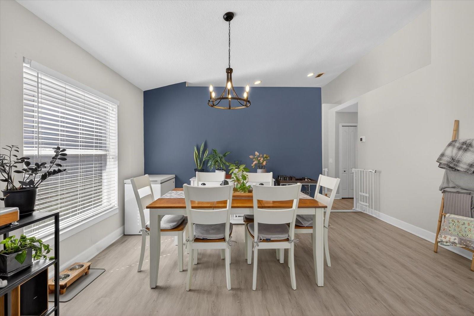 TAMPA PALMS AREA 4 PRCL 11 U - Residential