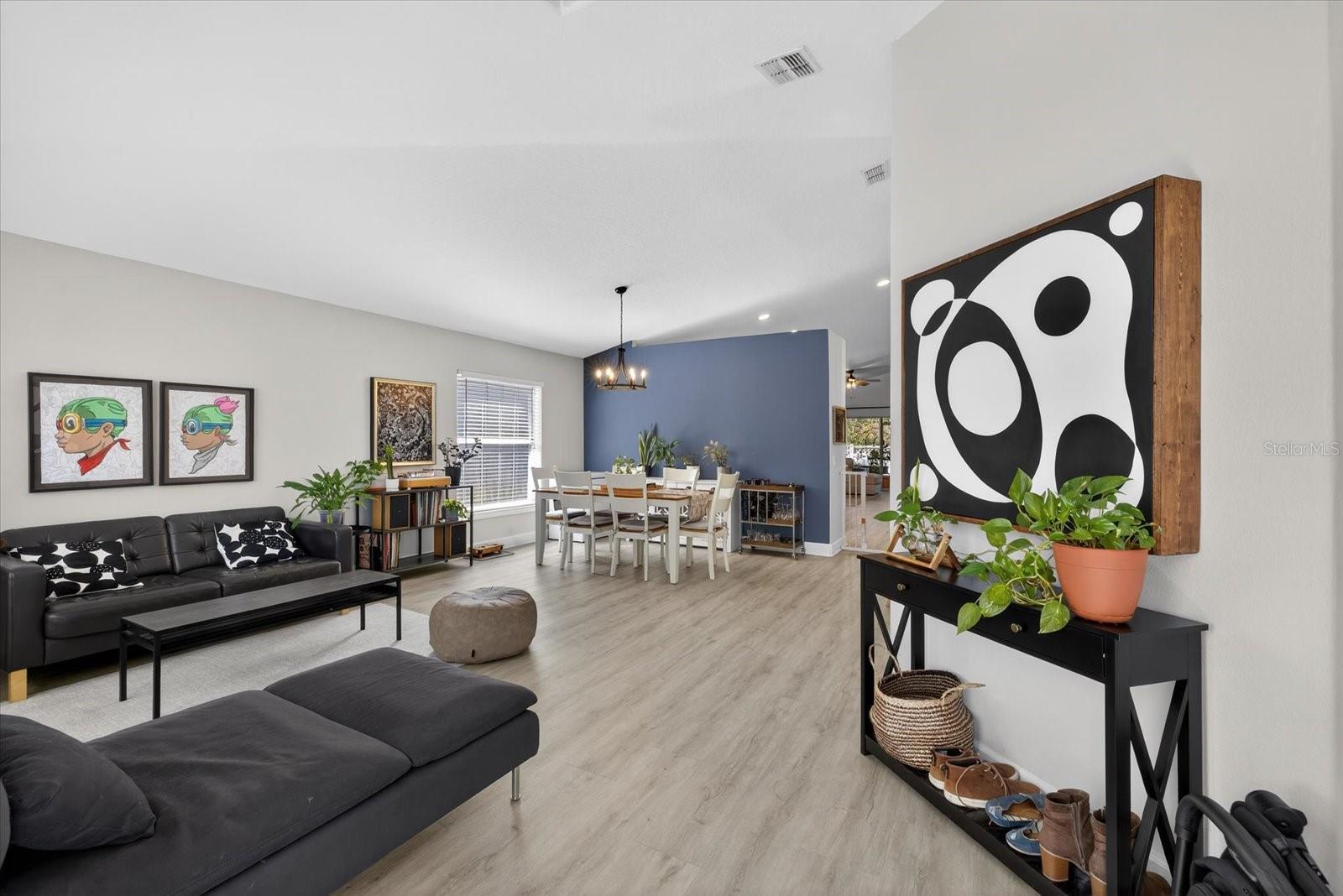 TAMPA PALMS AREA 4 PRCL 11 U - Residential