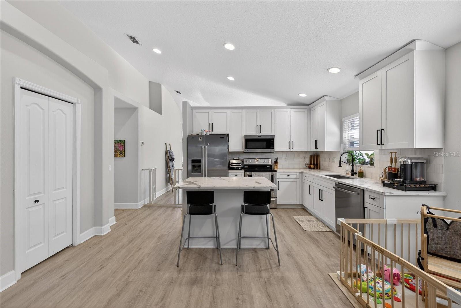 TAMPA PALMS AREA 4 PRCL 11 U - Residential