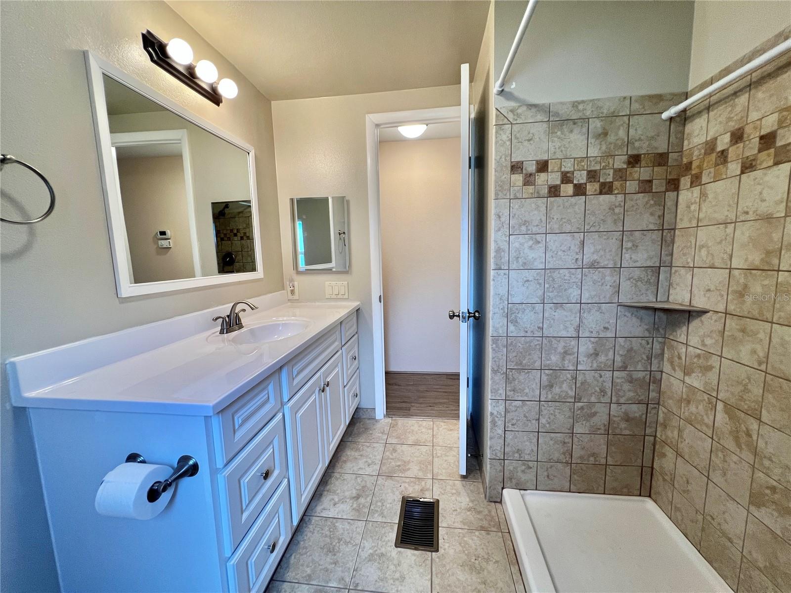 HAWTHORNE AT LEESBURG A COOP - Residential