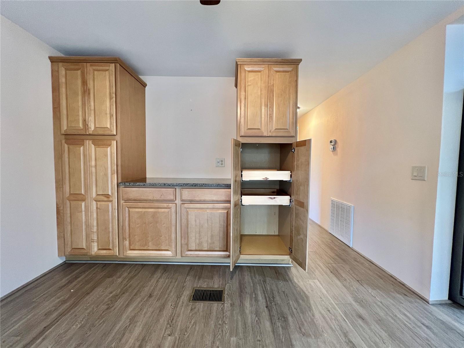 HAWTHORNE AT LEESBURG A COOP - Residential