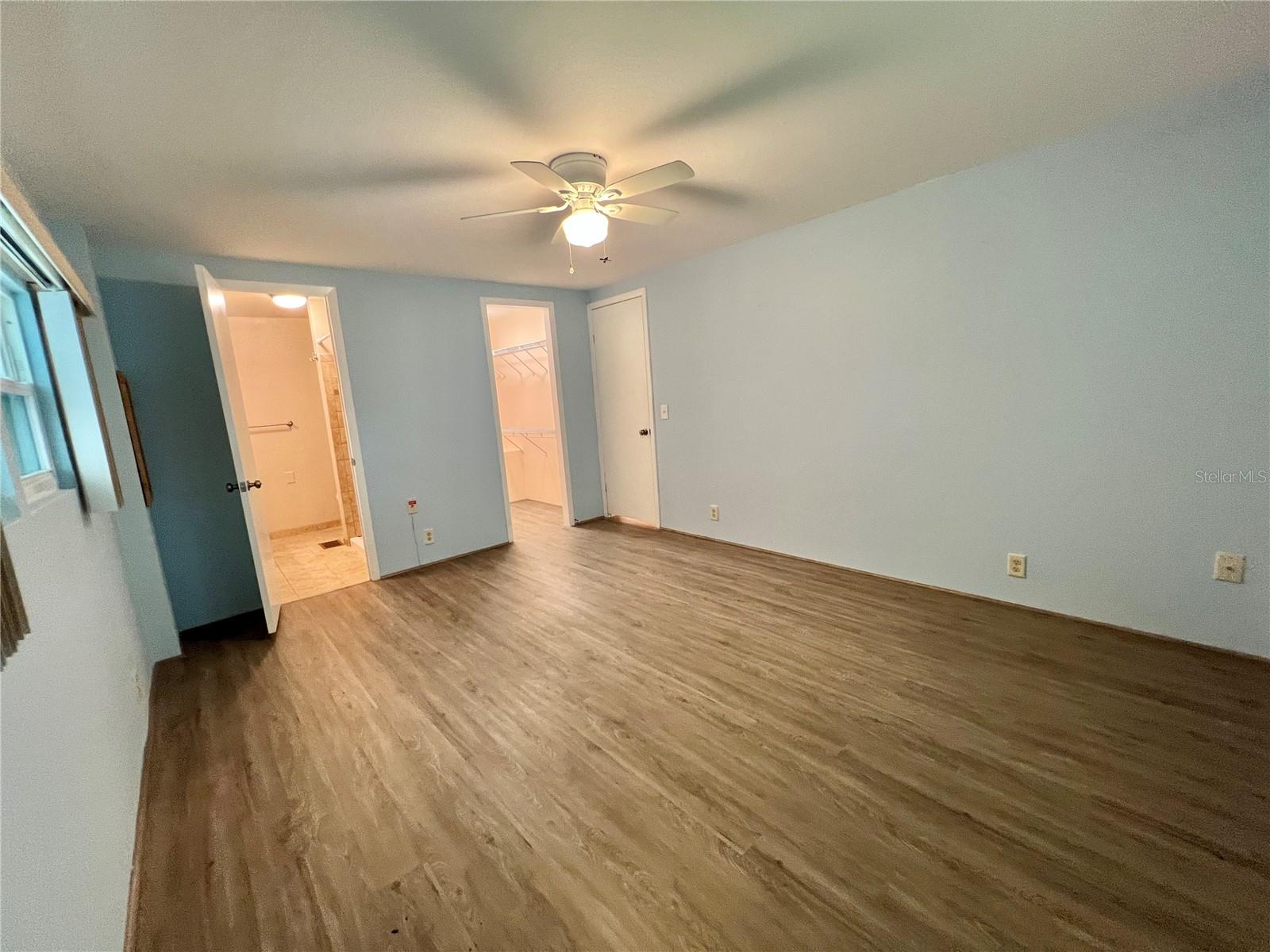 HAWTHORNE AT LEESBURG A COOP - Residential