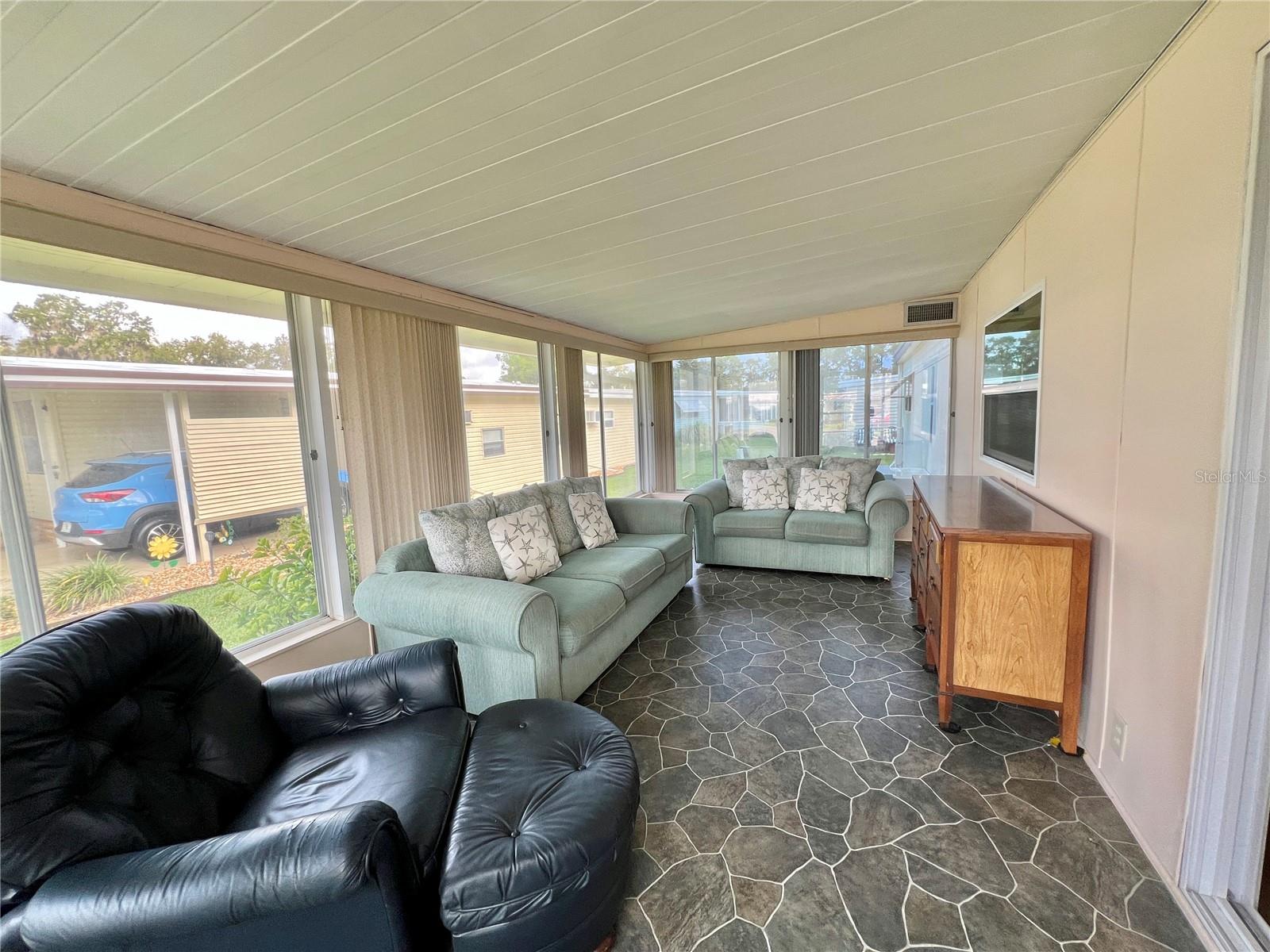 HAWTHORNE AT LEESBURG A COOP - Residential