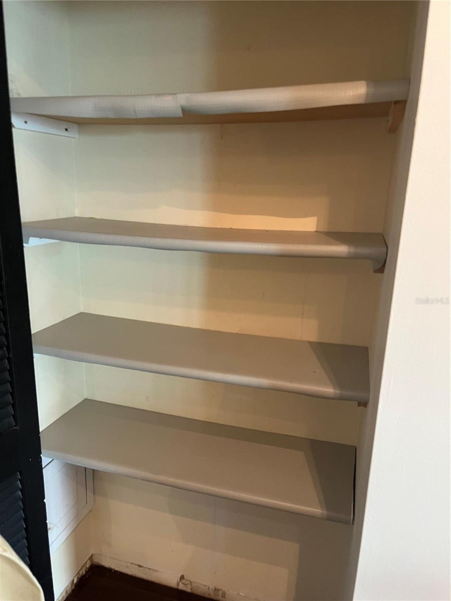 HARBOUR HOUSE CONDO - Residential