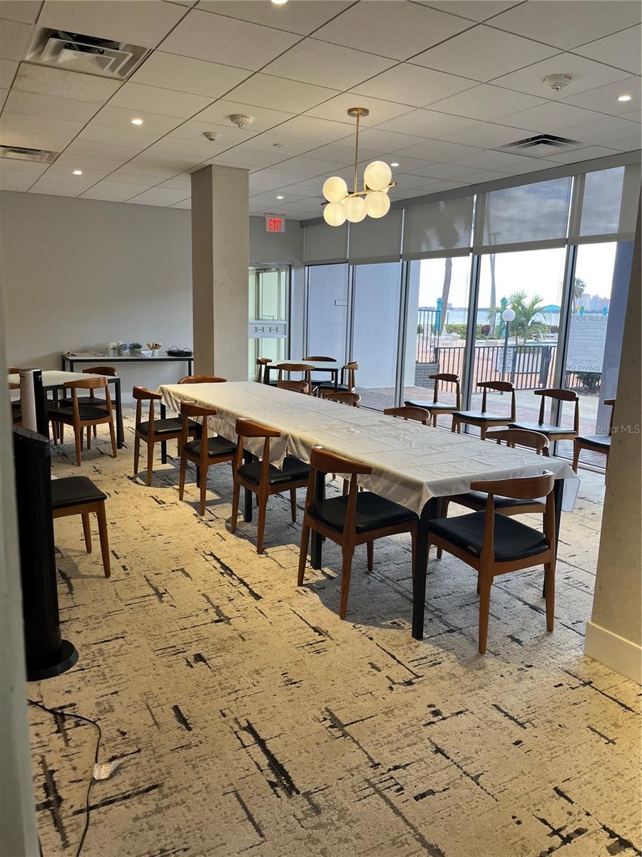 HARBOUR HOUSE CONDO - Residential