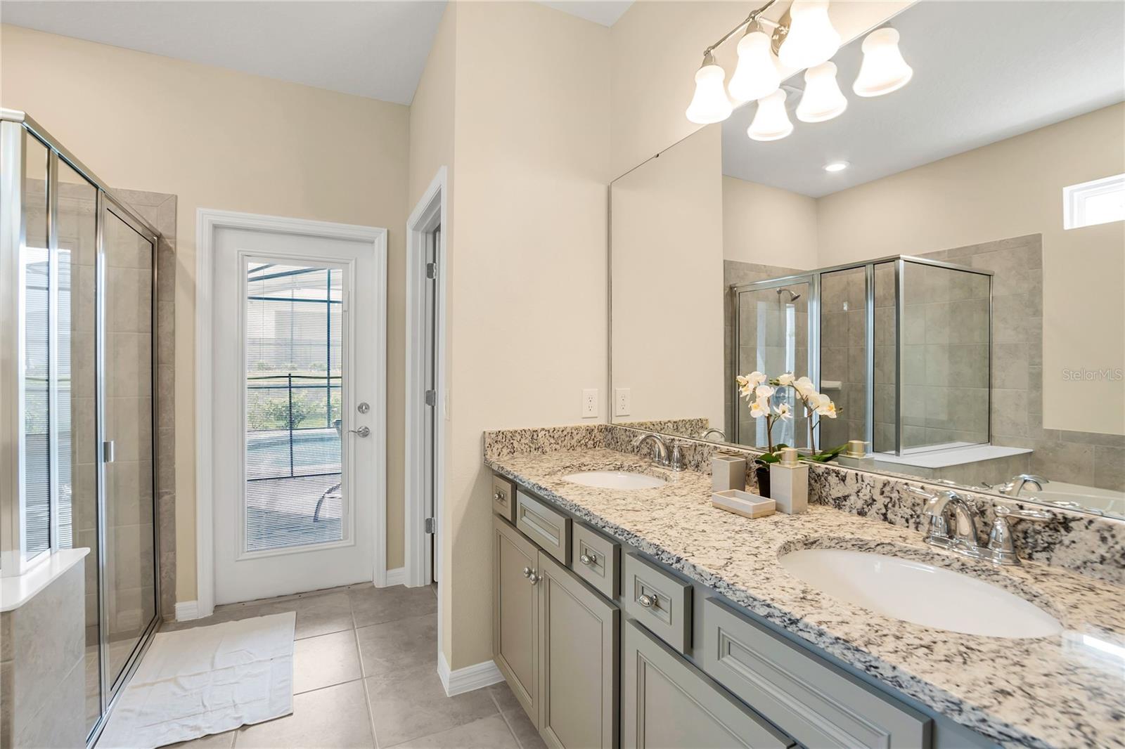 WINDSOR ISLAND RESORT - Residential