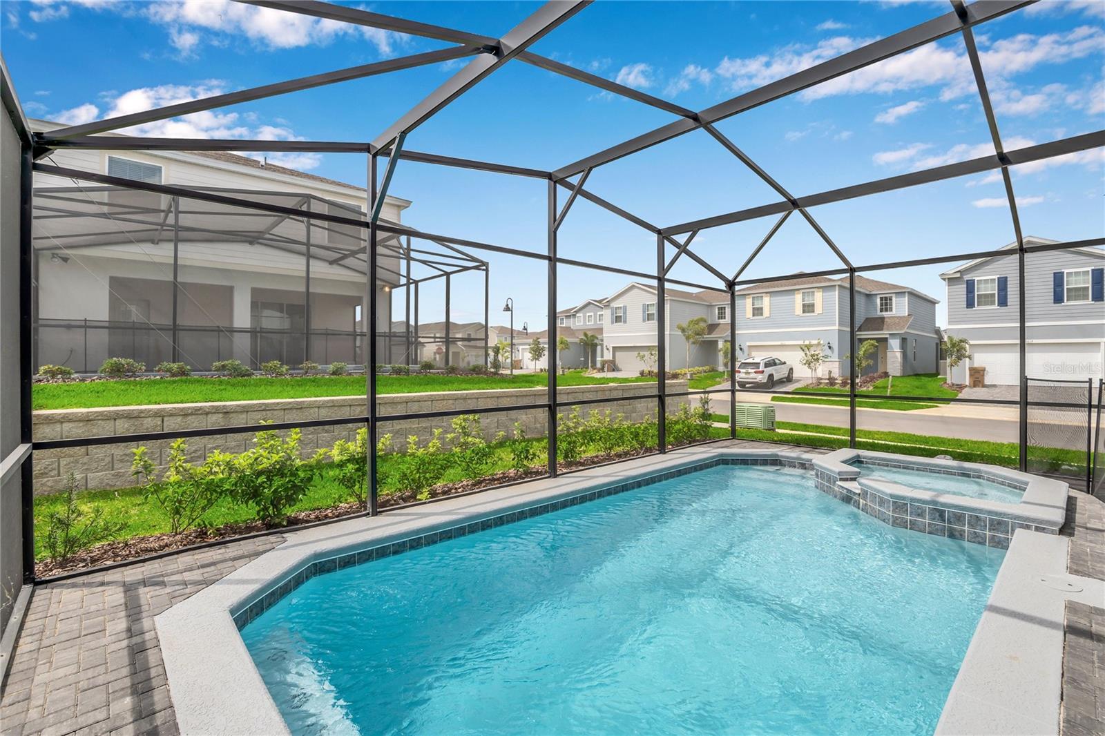 WINDSOR ISLAND RESORT - Residential