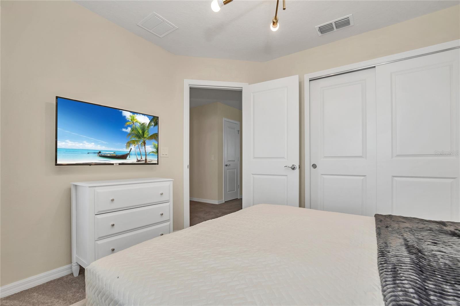 WINDSOR ISLAND RESORT - Residential