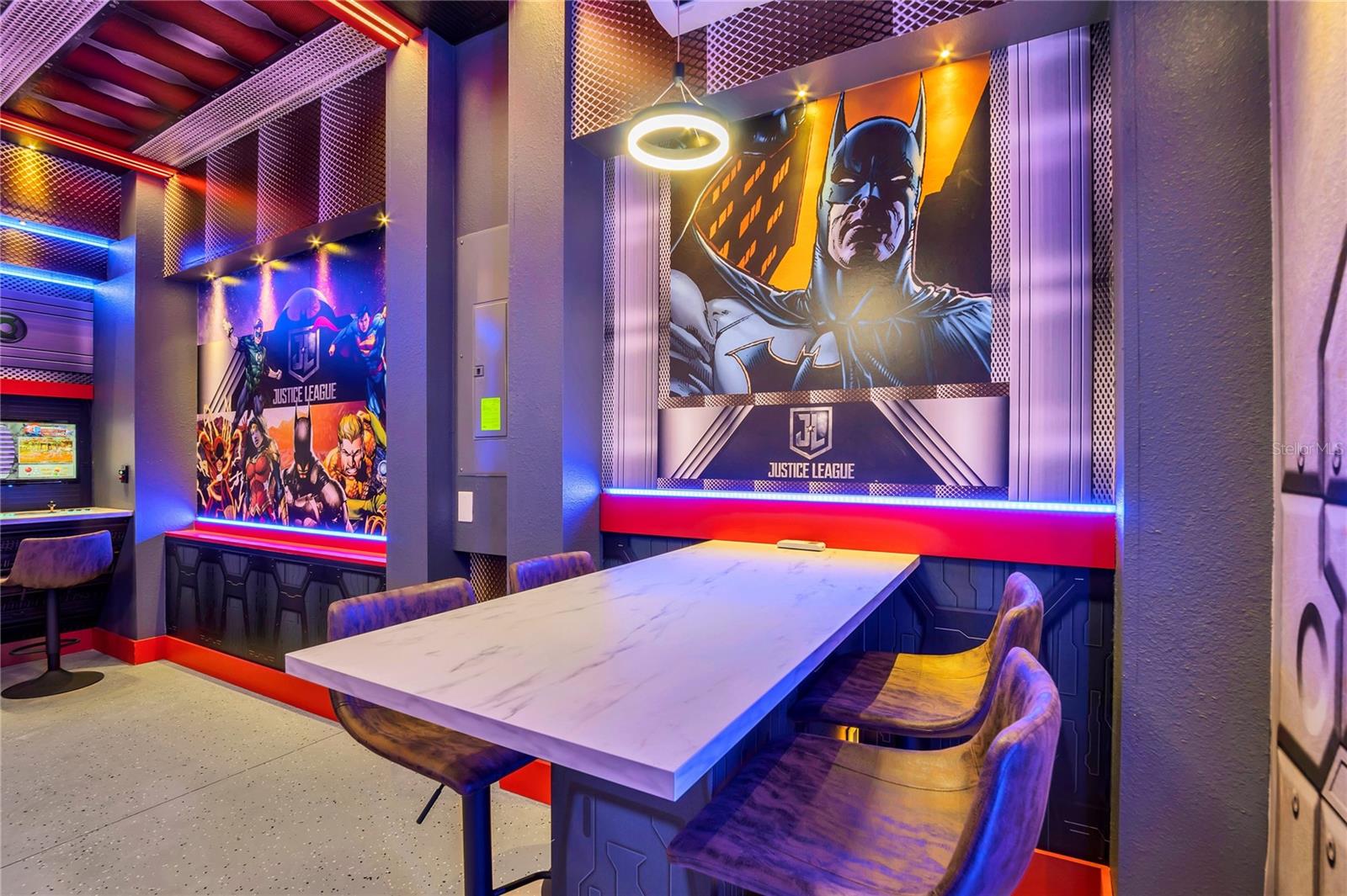 WINDSOR ISLAND RESORT - Residential