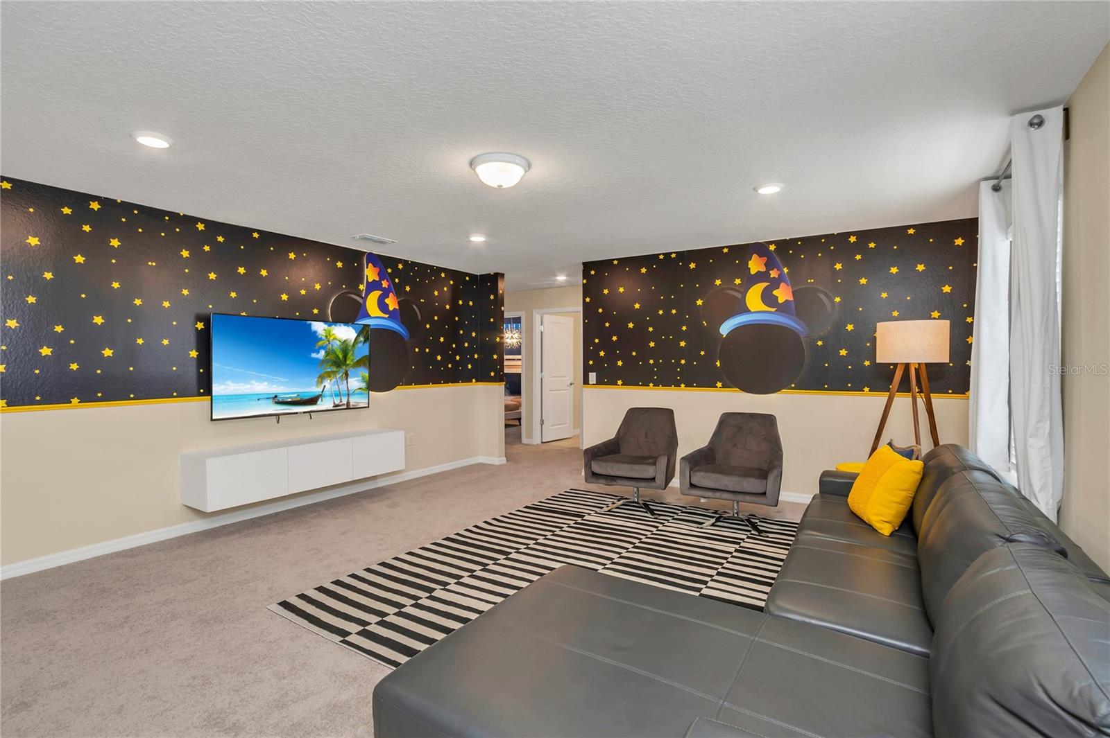 WINDSOR ISLAND RESORT - Residential