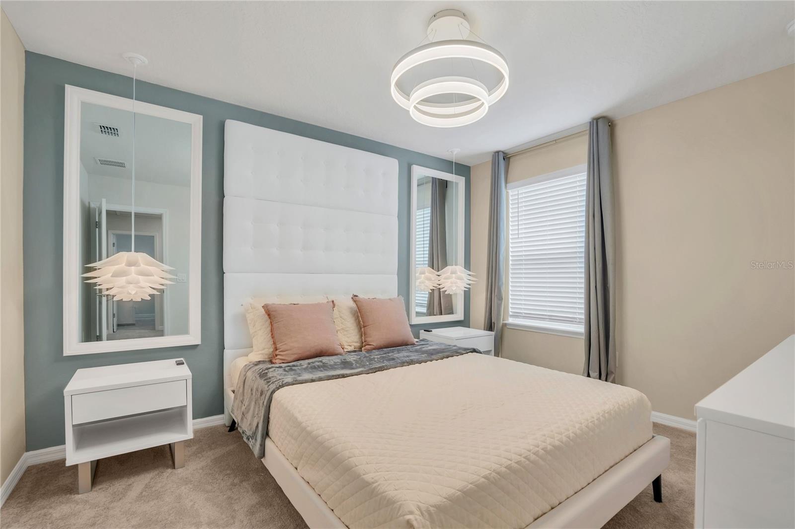 WINDSOR ISLAND RESORT - Residential