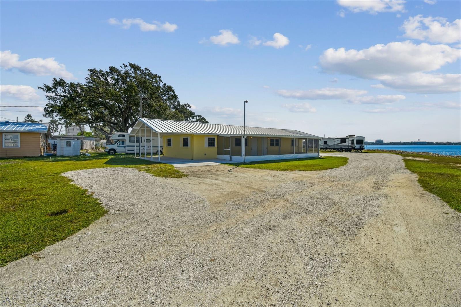 RIVIERE ADD TO PALMETTO - Residential Lease