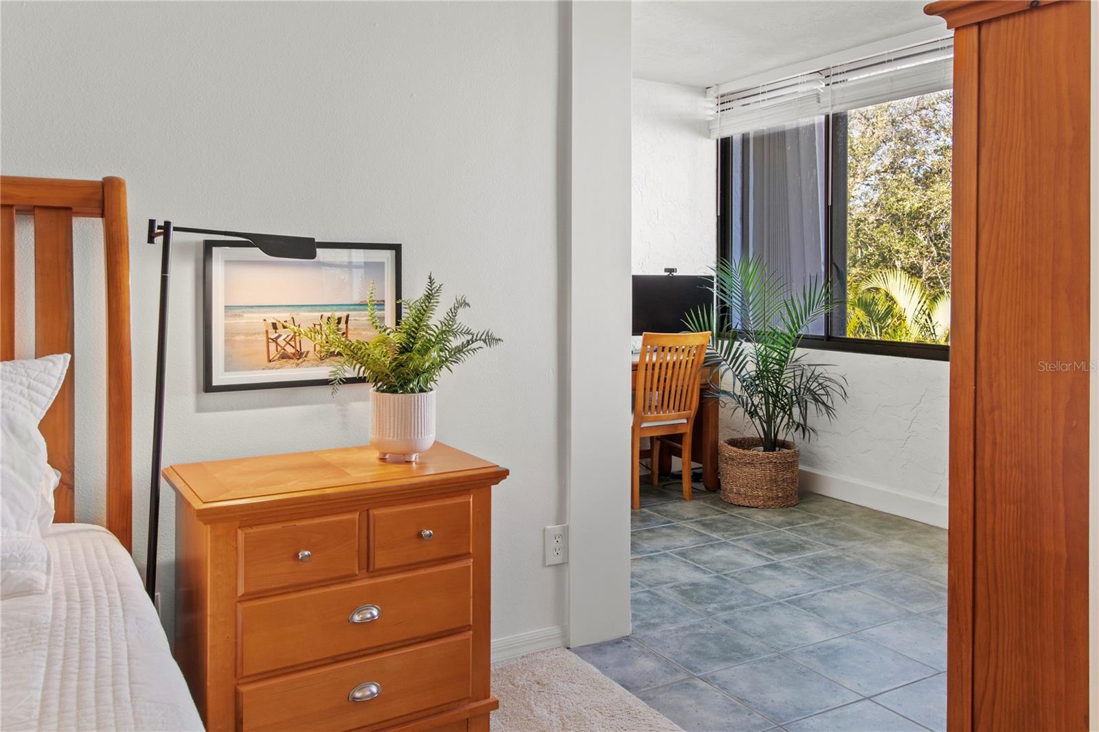 BAYPORT BCH & TEN PH F - Residential Lease