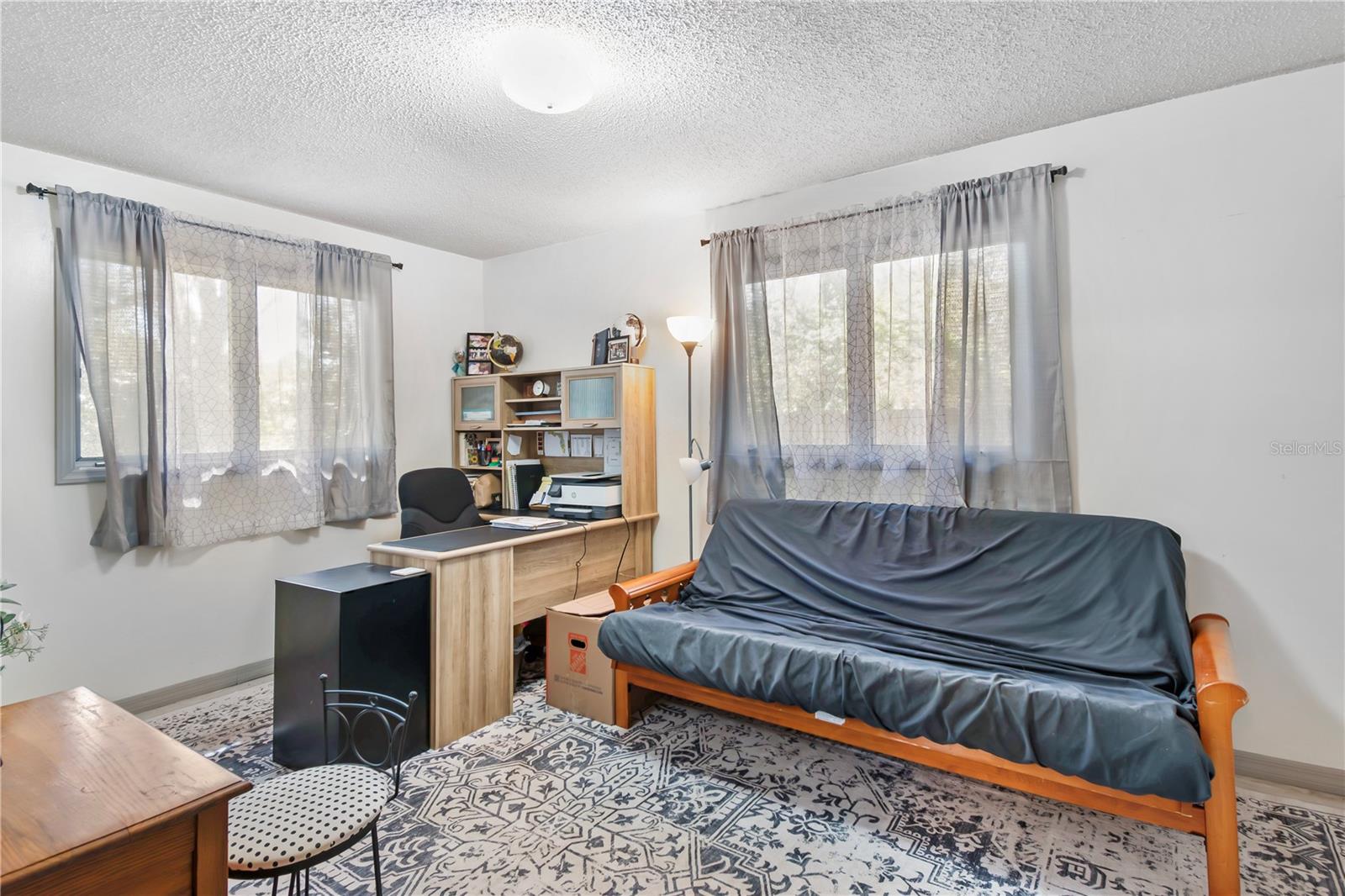 MEADOWBROOK RANCHES - Residential