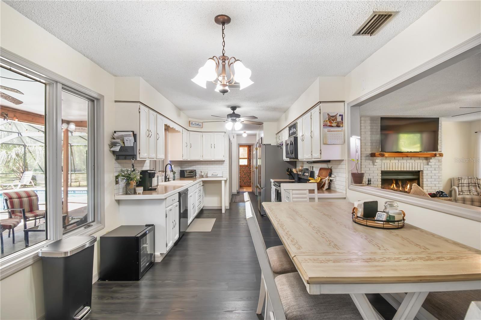 MEADOWBROOK RANCHES - Residential