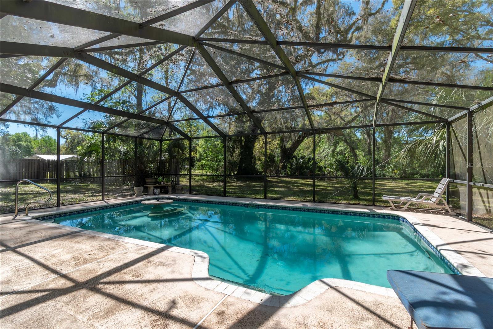 MEADOWBROOK RANCHES - Residential