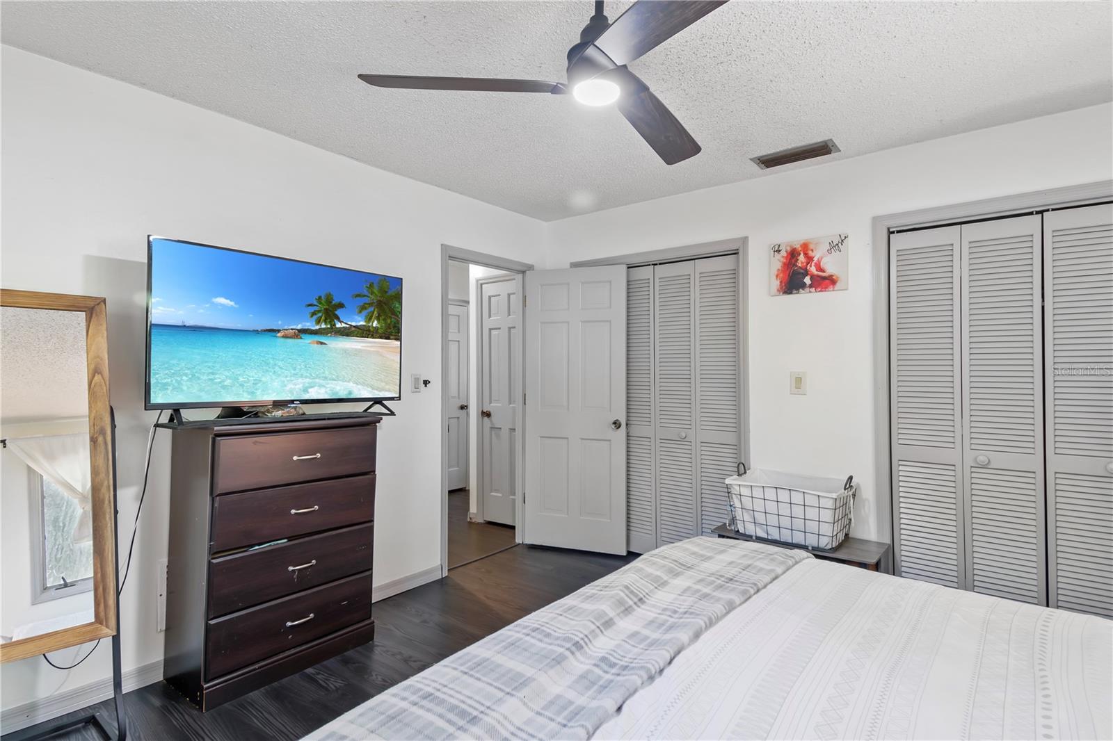 MEADOWBROOK RANCHES - Residential