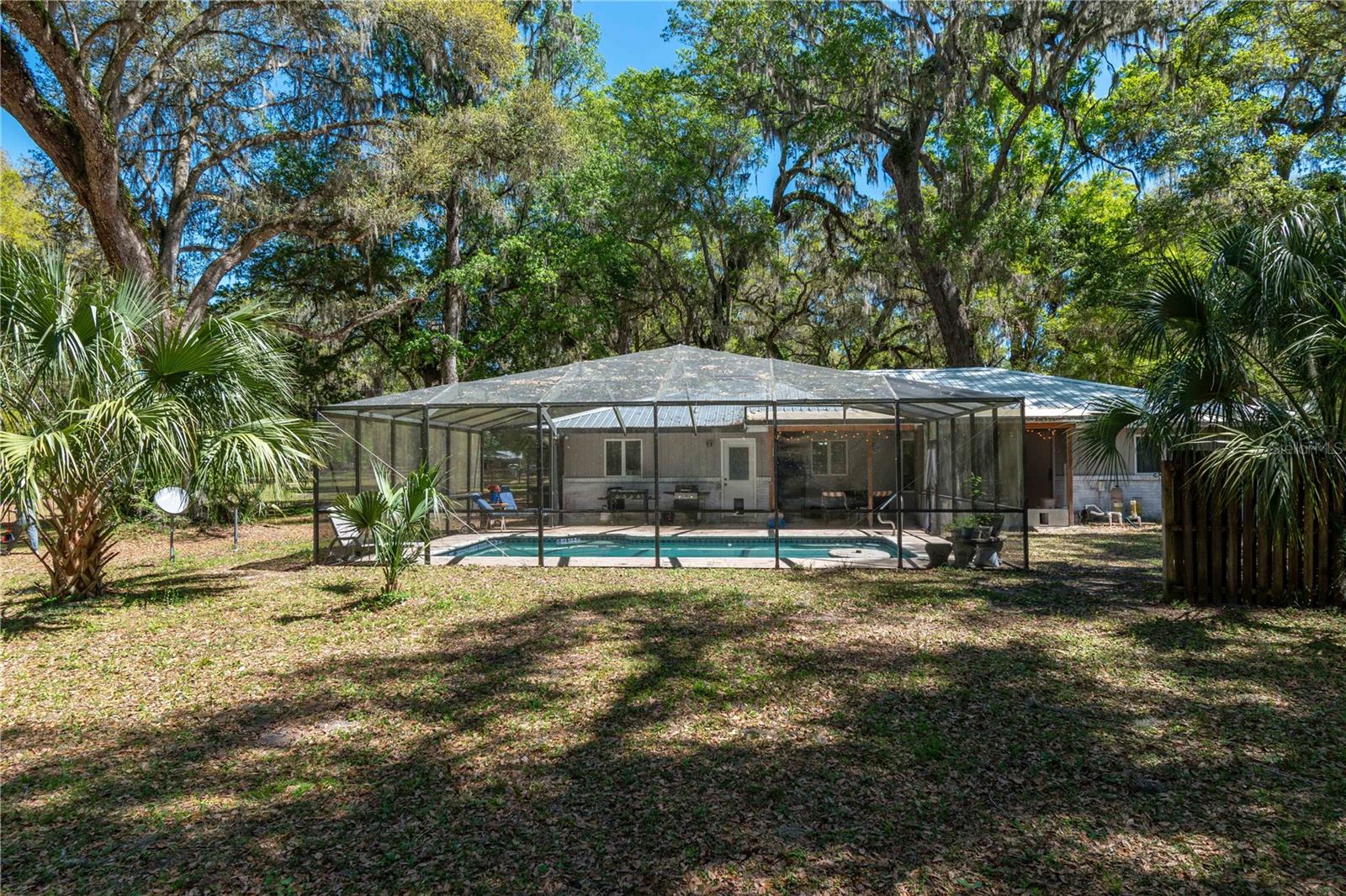 MEADOWBROOK RANCHES - Residential