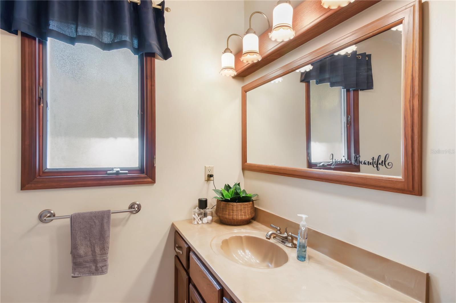 MEADOWBROOK RANCHES - Residential