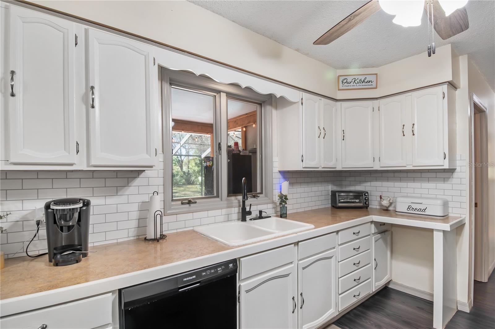 MEADOWBROOK RANCHES - Residential